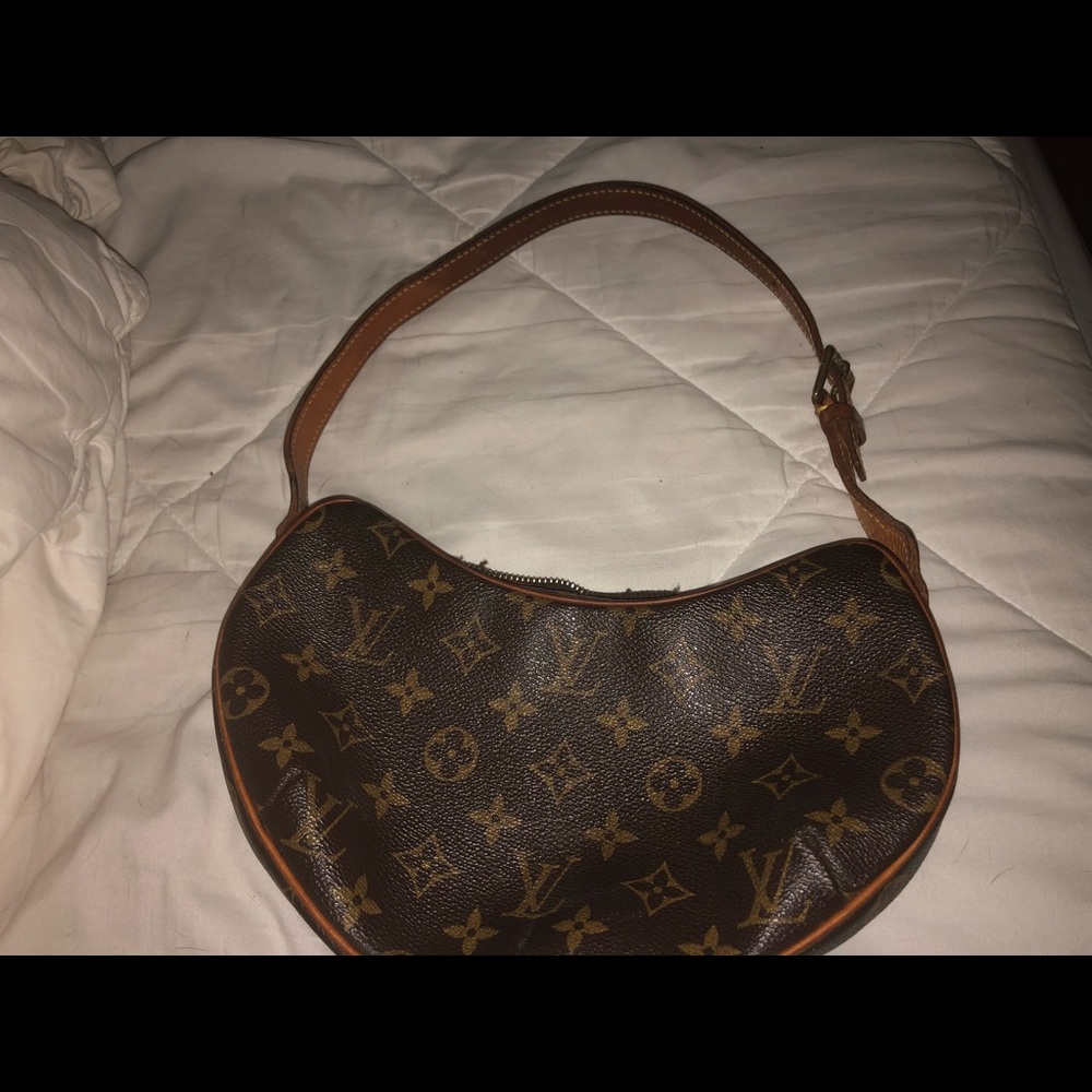 Louis Vuitton purse